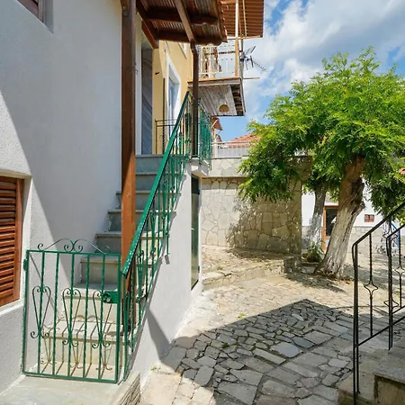 Plane Tree Apartment